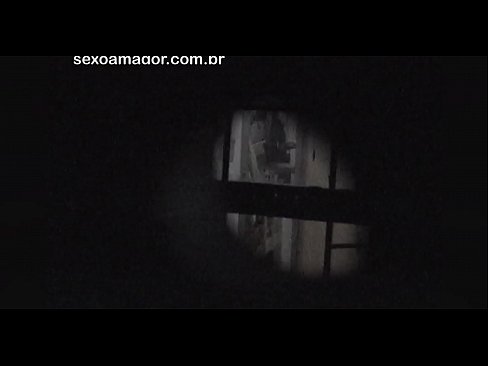 ❤️ Lourinho é secretamente filmado por um voyeur de bairro escondido atrás de tijolos ocos ❌ Sexo vídeo em nós pt-br.samoanalitika.ru ❤